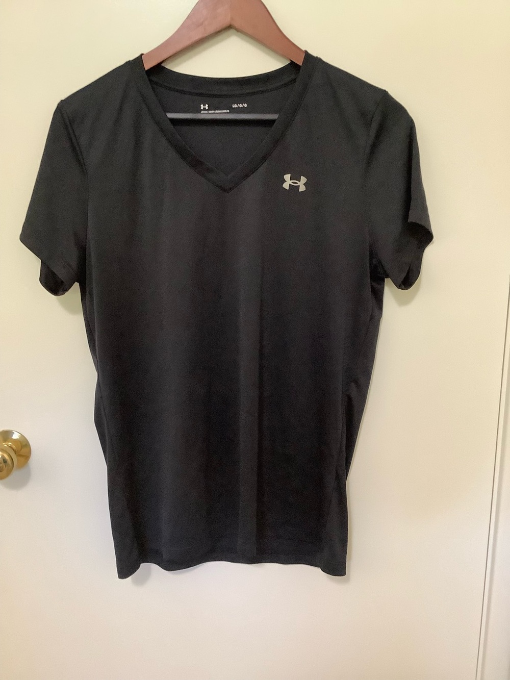 Under Armour Women’s V‑Neck UA Tech